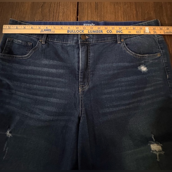 Terra and sky blue jeans - Picture 6 of 6